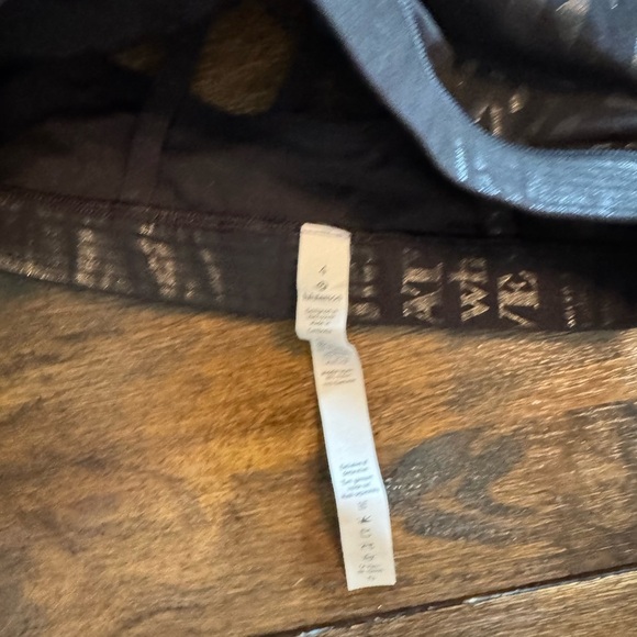 Lululemon Energy Bra Shine *Medium Support, B–D Cup - Picture 4 of 4